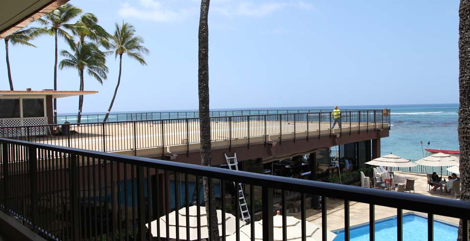 Advantages of Using Aluminum for a Railing Installation in Hawaii